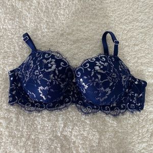 Victoria’s Secret Lightly-Lined Demi Bra 34C